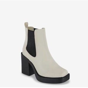MIA Dru White Platform Boots